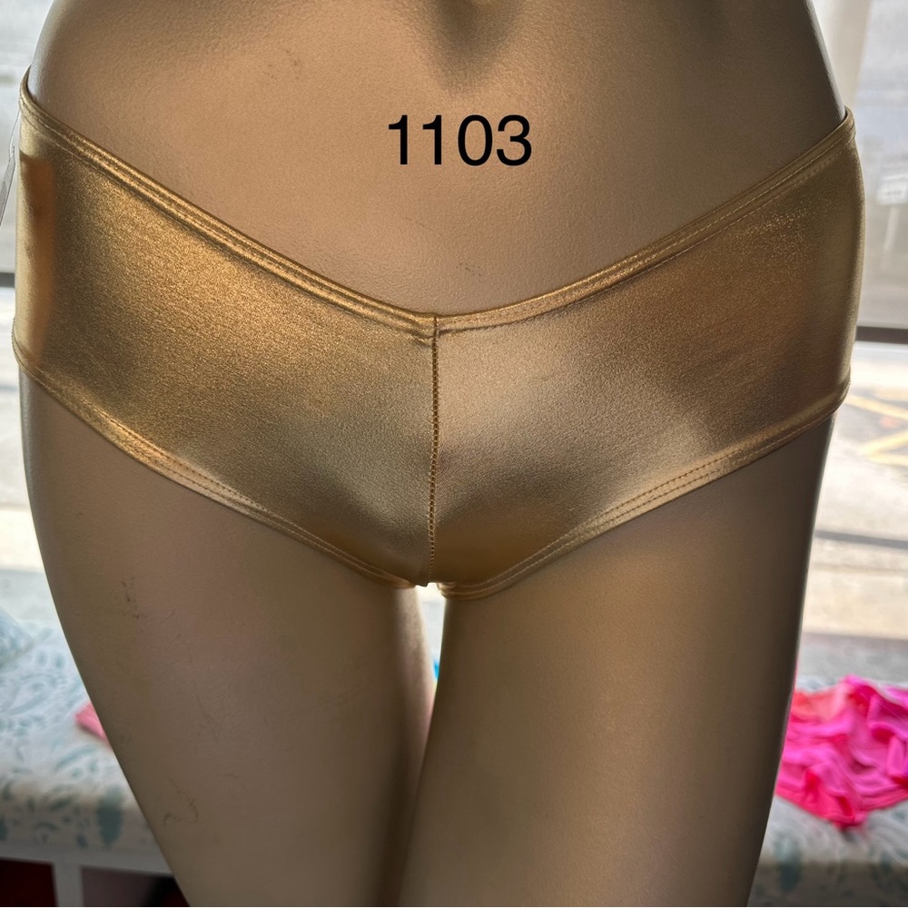 Just to Flirt- 1103 Short- One Size -NWT - Multiple Colors